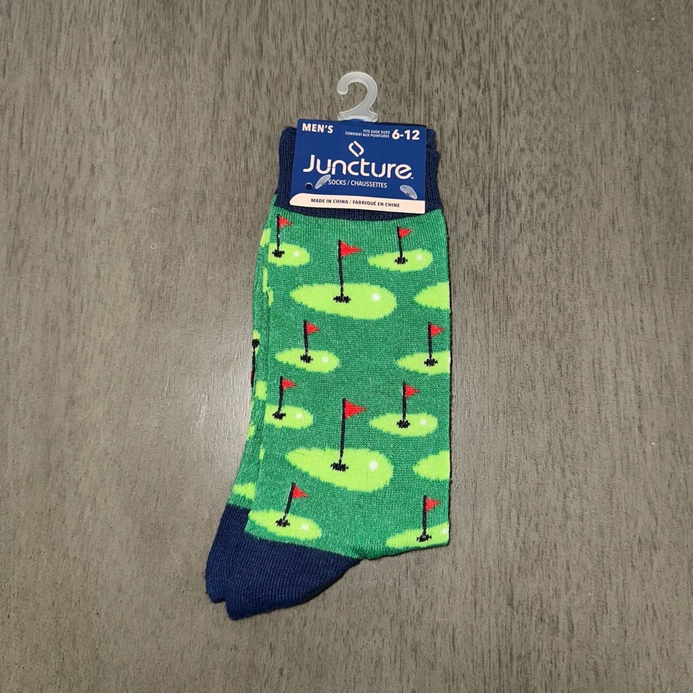 Juncture Golf Course Novelty Crew Socks NWT